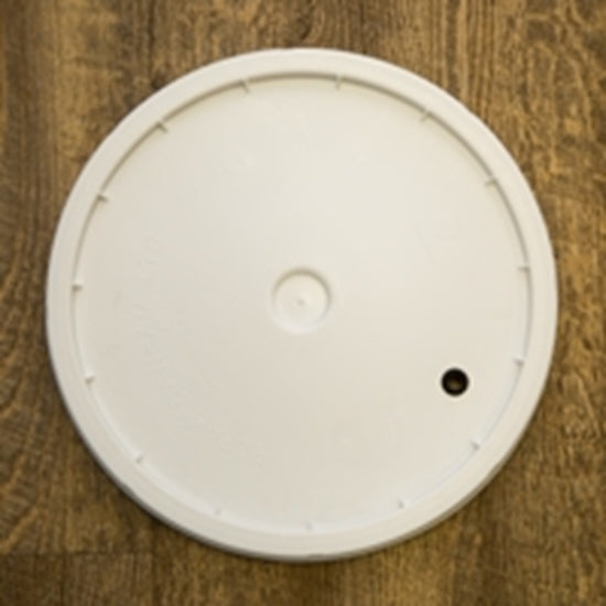 7.9 Gallon Lid - Drilled with Grommet